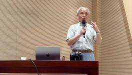 Ӱѧ˲䲶׽ʫСѧӰؾʾ¼